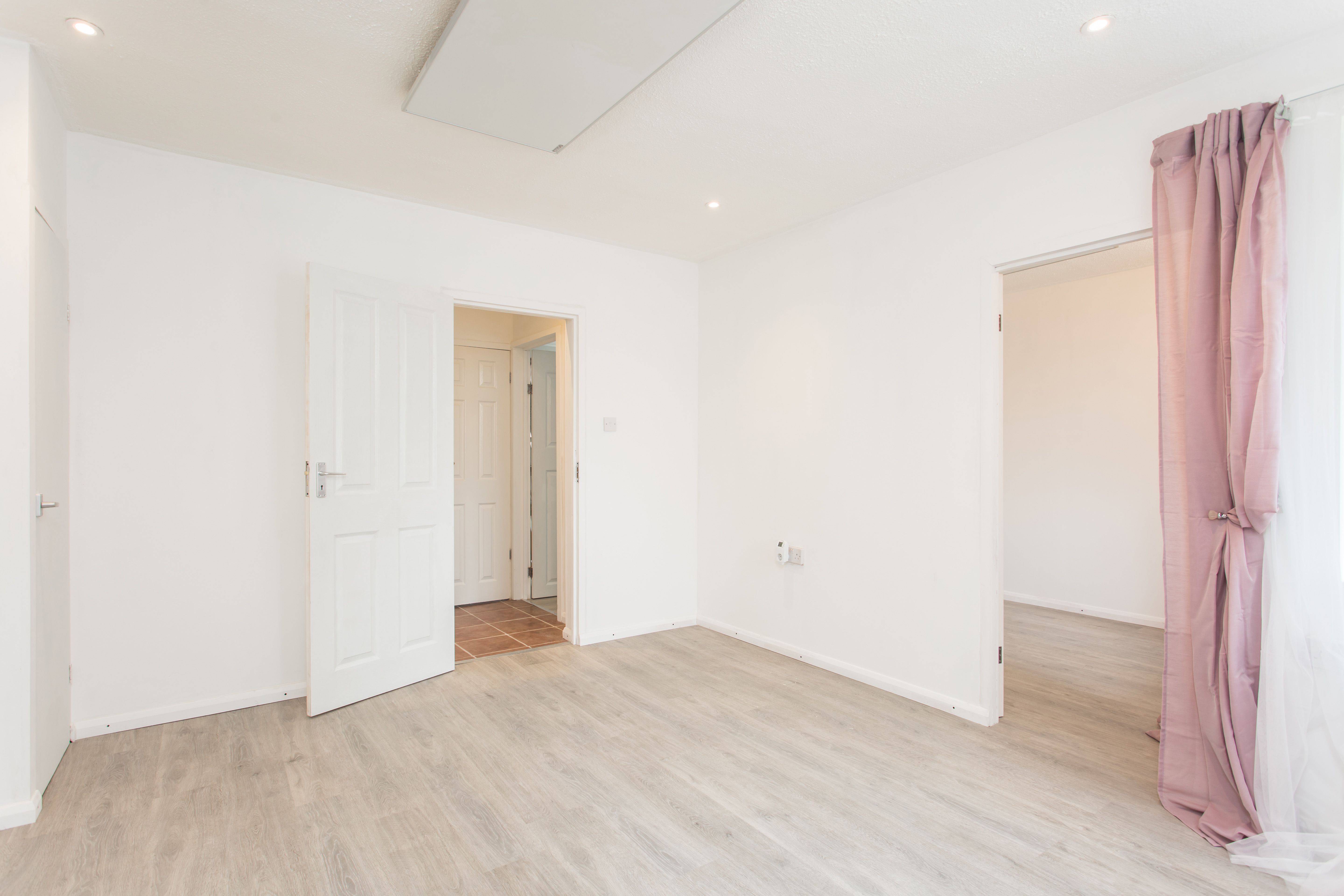 2 Bed Maisonette, Grantham Gardens, RM6